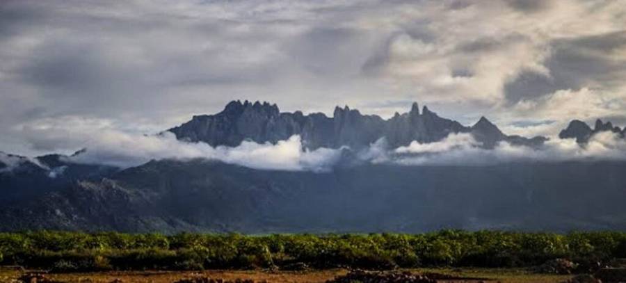 Hajhir Mountains, Eerie Mountain Ranges, Socotra Island
